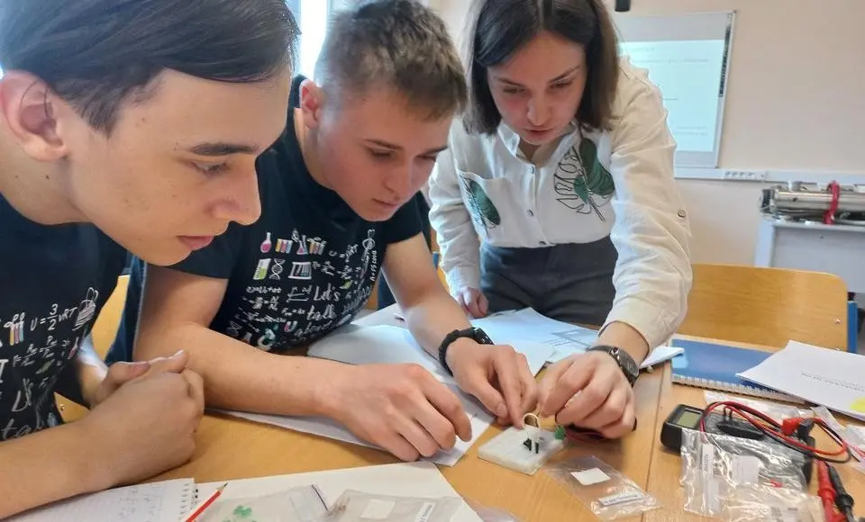 Погружённые в будущее. Как из способного ребёнка вырастить гения