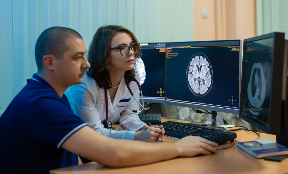 Ямальские специалисты прочитали 1,5 тысячи снимков пациентов из Волновахского округа