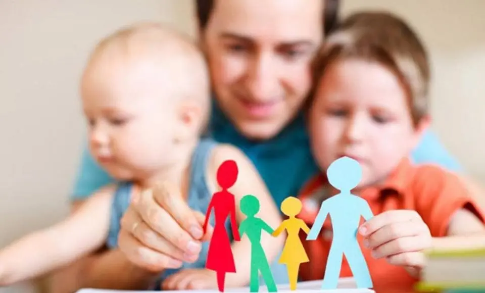 Школа приёмных родителей проводит набор в Салехарде