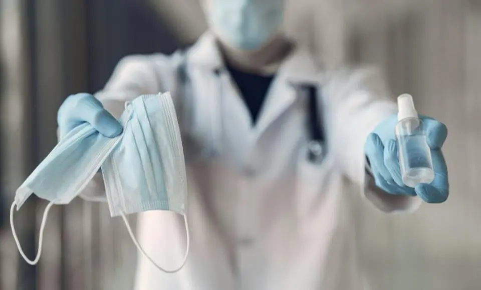 Больницы Ямала усилили противоэпидемиологические меры