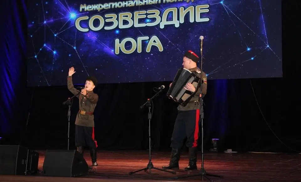 Елисей из «Симфонии звёзд». Певец, музыкант и просто талантливый парень