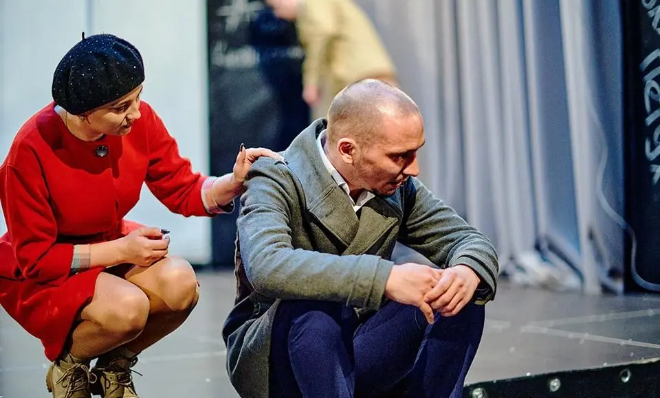 Любовь в подъезде. Салехардцы увидели современную драматургию