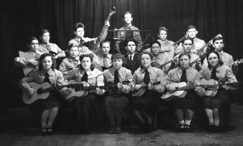 Завода нет, а традиции остались. Как Дом культуры «Рыбник» объединял людей