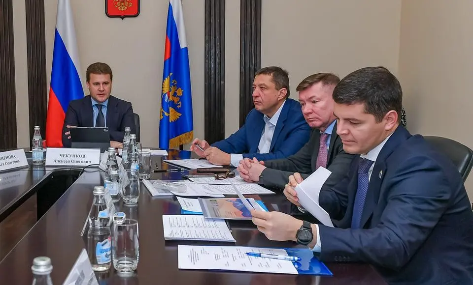 Генеральную уборку в Арктике обсудили на министерском уровне