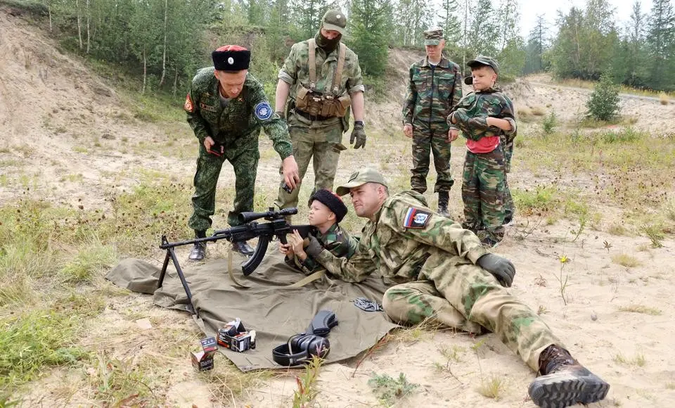 В Салехарде кадетские сборы «Обдорская застава» становятся популярнее