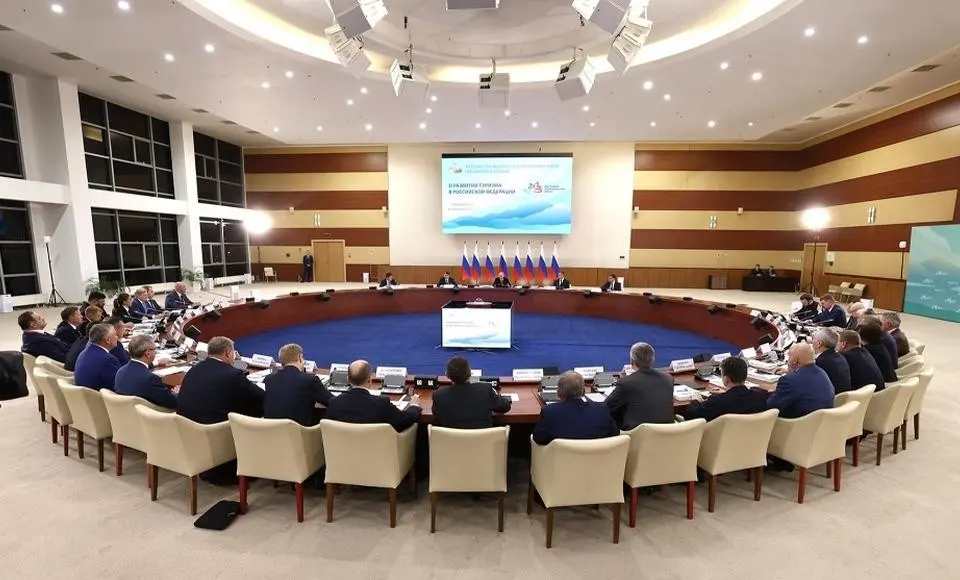 Владимир Путин поддержал предложение Дмитрия Артюхова по развитию туризма