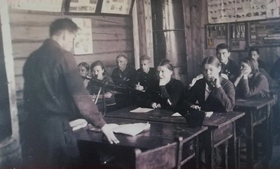 Народный учитель – на фронте и в тылу. Высшие награды за преданность стране и тепло сердец