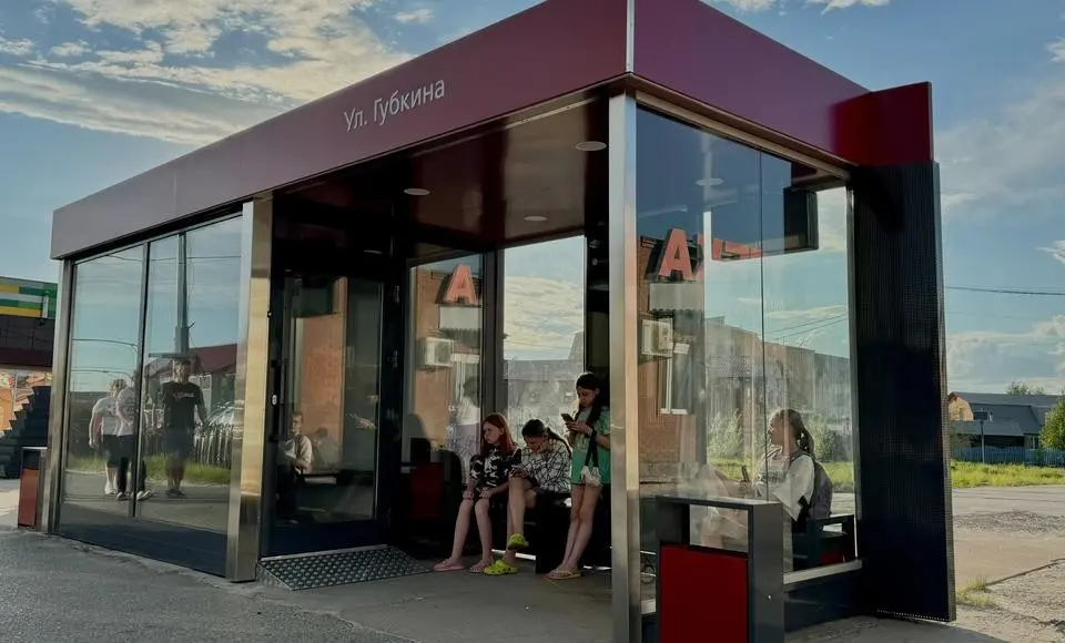 На Ямале планируют завершить установку более 50 теплых остановок в регионе до конца текущего года