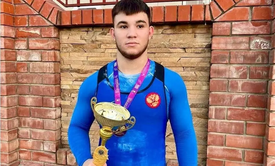 Салехардец Руслан Хабиров установил 5 рекордов России