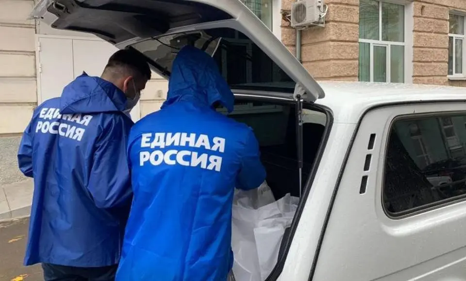Через медицинскую миссию «Единой России» в новых регионах прошли 2 тысячи волонтёров
