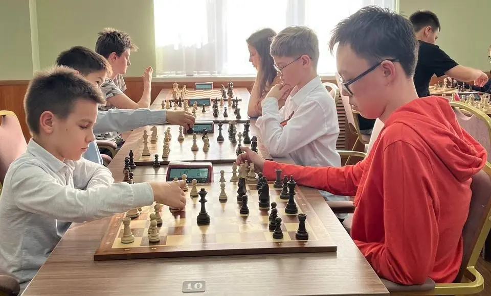 Салехардские шахматисты сыграли первомайский блиц