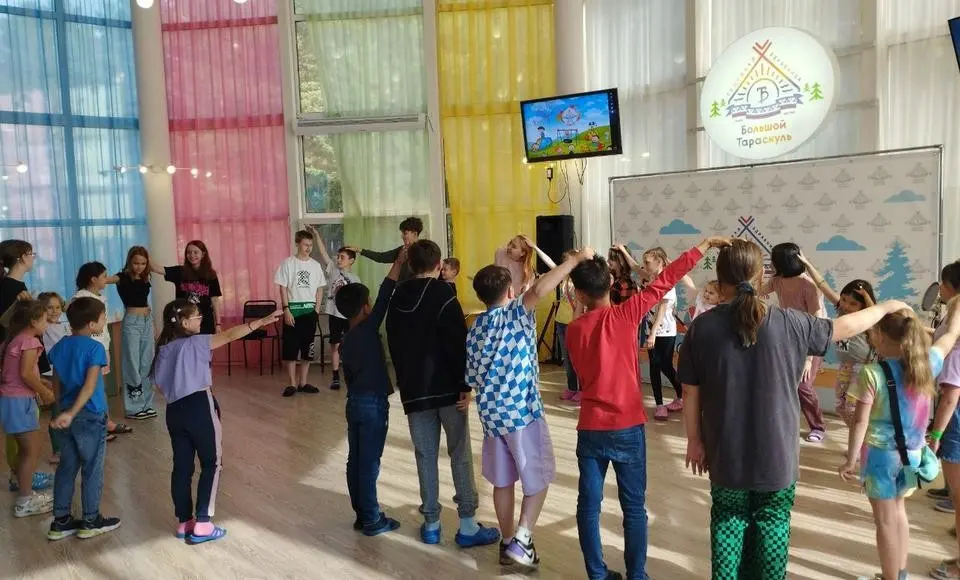 Юных ямальцев познакомили с традициями КМНС