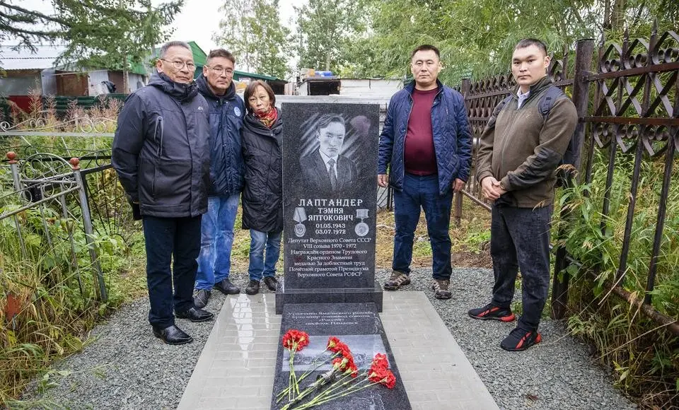 Силами гражданских инициатив в Салехарде решают проблему заброшенных могил