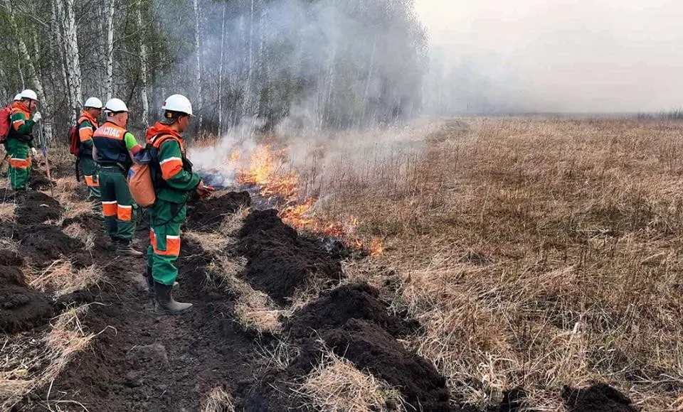 Дмитрий Артюхов ввел в округе особый противопожарный режим