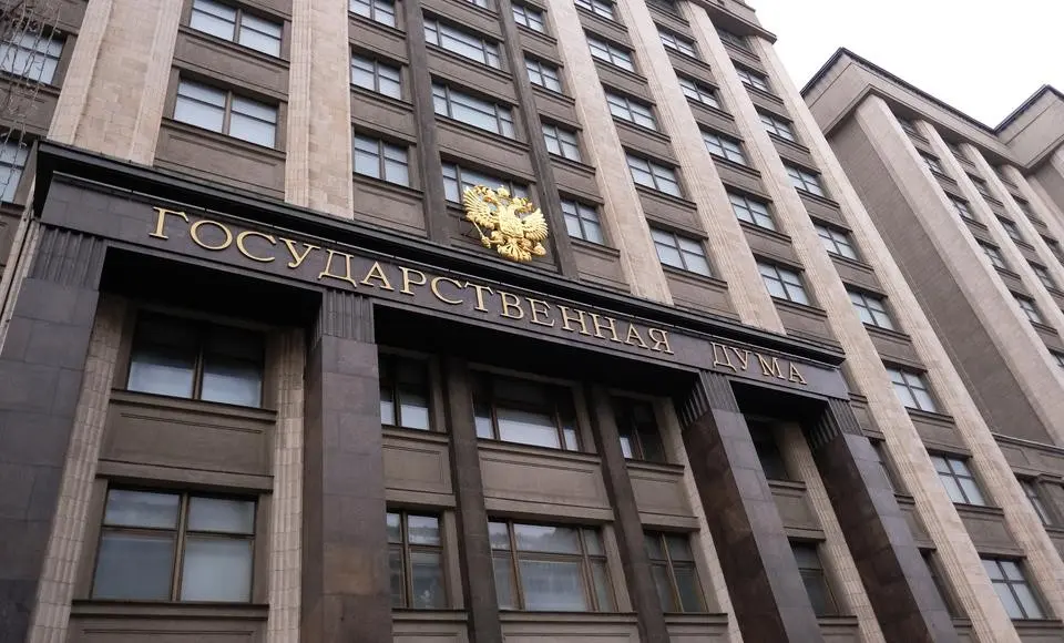 Госдума ввела уголовную ответственность за фейки