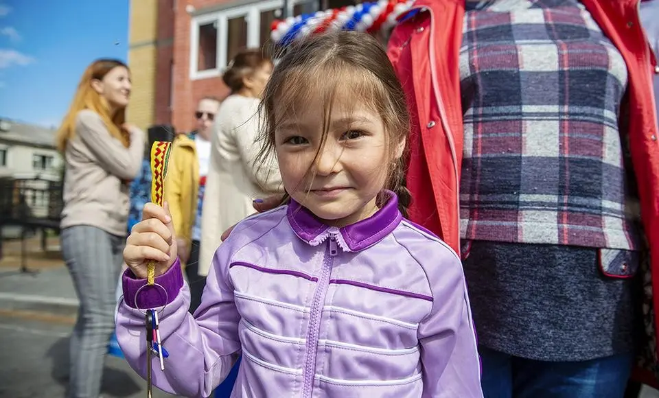 Горожане искренне радуются новому жилью