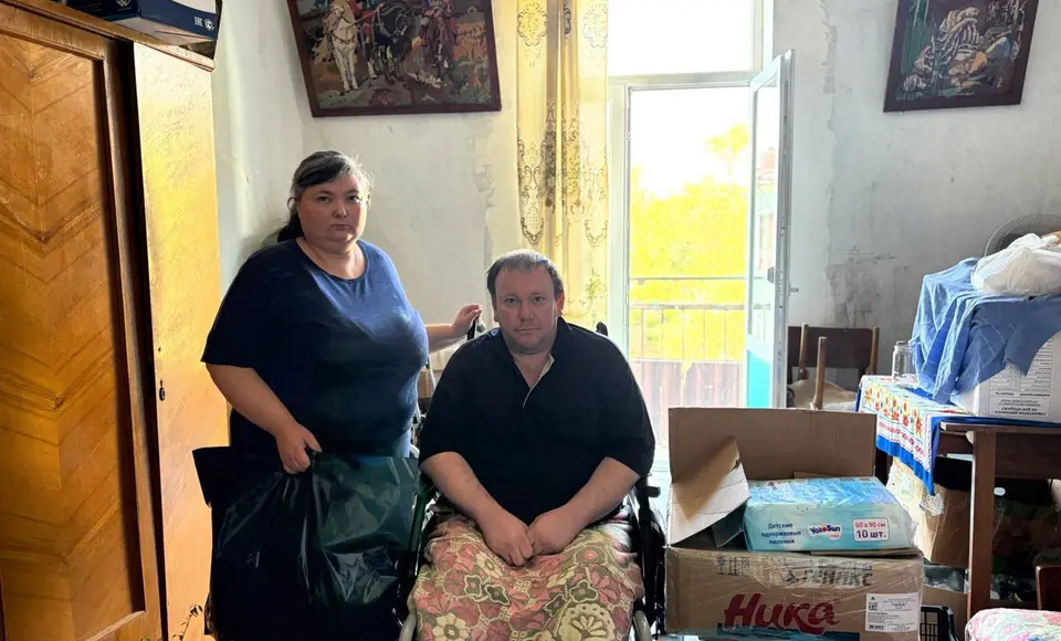 Управление делами Правительства ЯНАО оказало адресную помощь волновахской семье