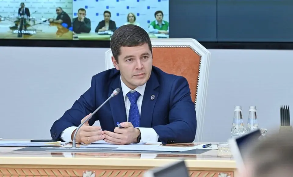 Дмитрий Артюхов провел заседание окружной антинаркотической комиссии