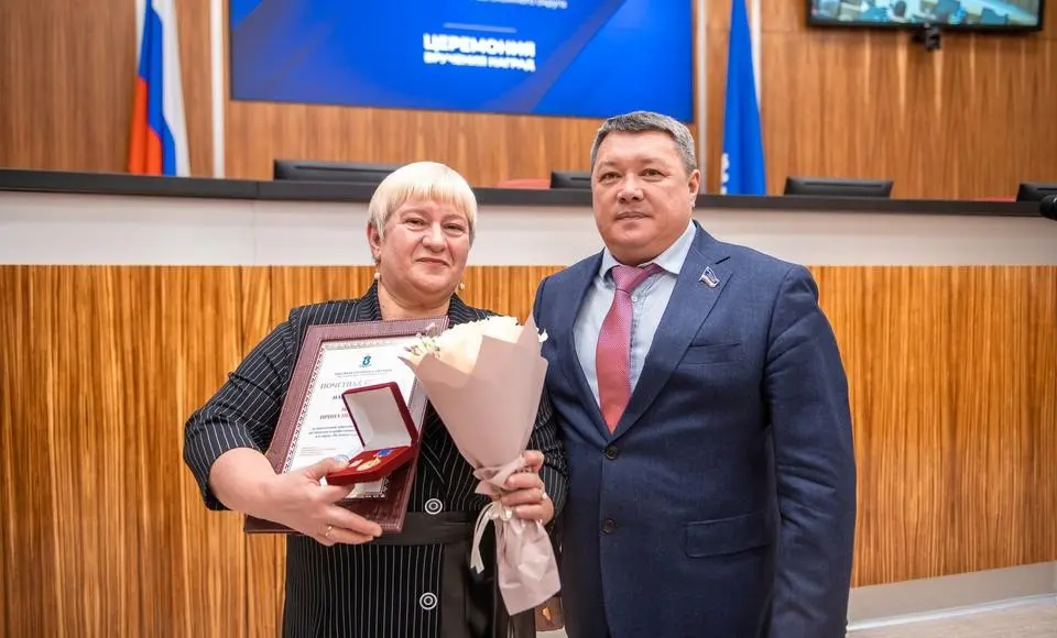 Слово учителя. Дающее знание и помогающее определиться