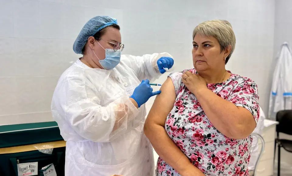 С начала прививочной кампании более 210 тысяч жителей Ямала вакцинировались от гриппа