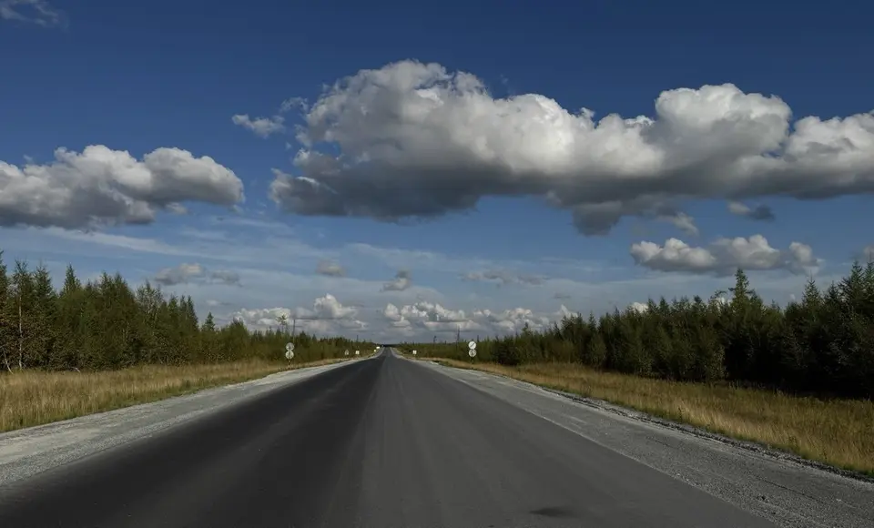 Надым–Салехард: более половины запланированного ремонта дороги выполнено